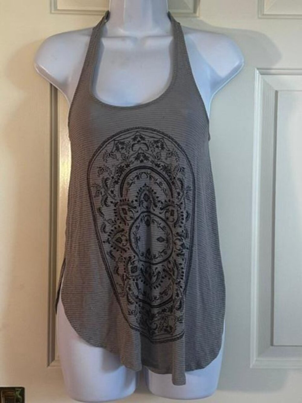 * Kendall Kylie Grey Tank Top Boho Split Sides Stretchy Size XS Made In USA